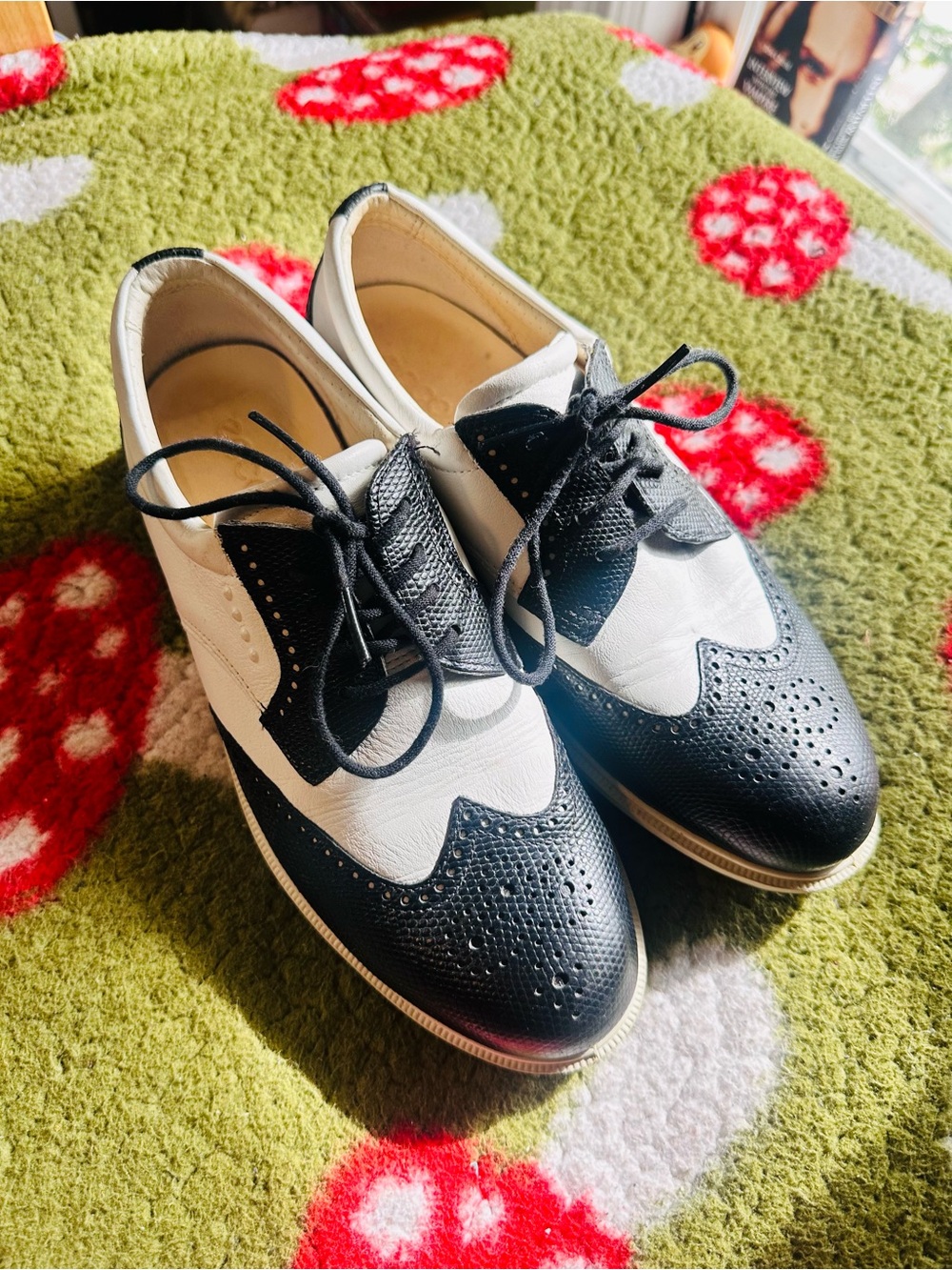 Ecco Two-Tone Black and White Wingtip Oxfords